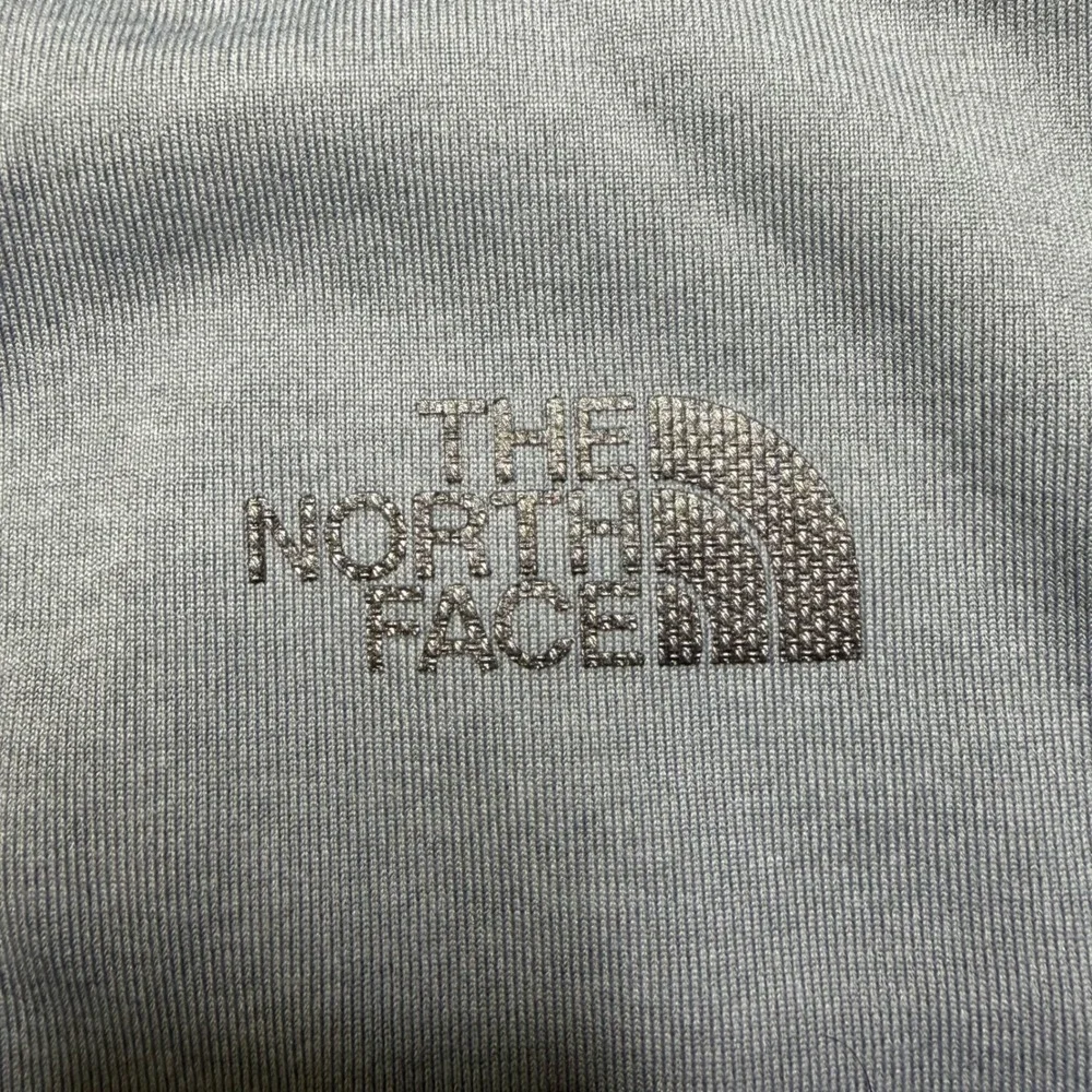 The North Face 1/4 Zip Pullover Mens L Gray FlashDry-XD Long Sleeve Active Shirt